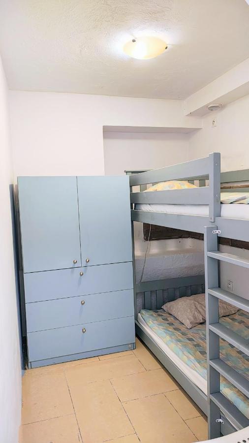 Spisaka Rooms for Mens - Self Check-in