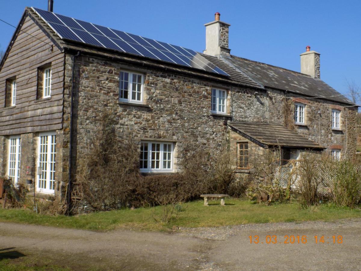 Holdstrong Farmhouse - Bed and Breakfast