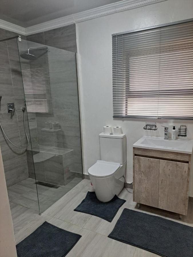 Steijn Apartments - Ferienwohnung Standerton