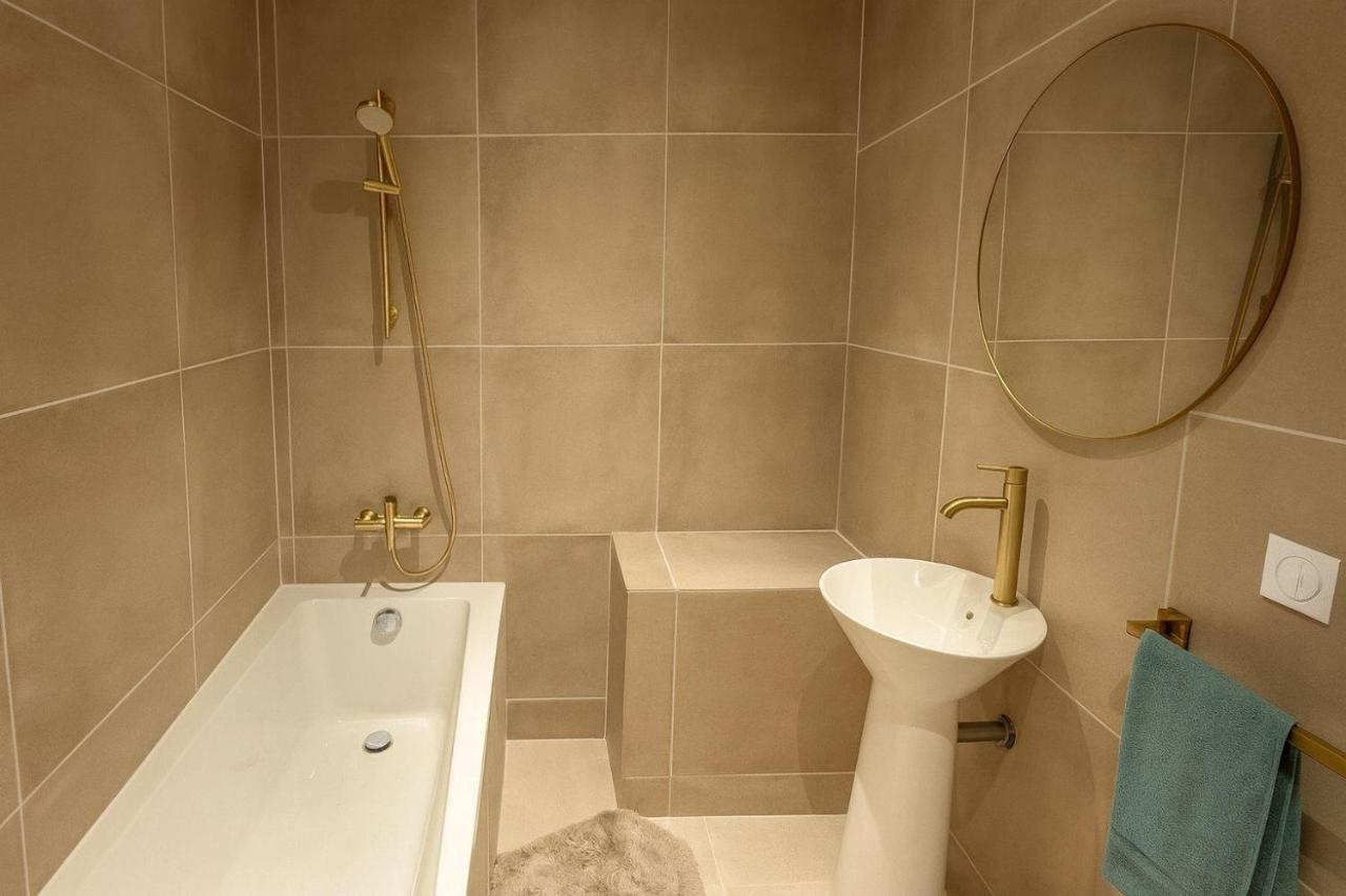 Bel appartement 1er étage au centre ville de Carpentras - Bed and Breakfast Carpentras