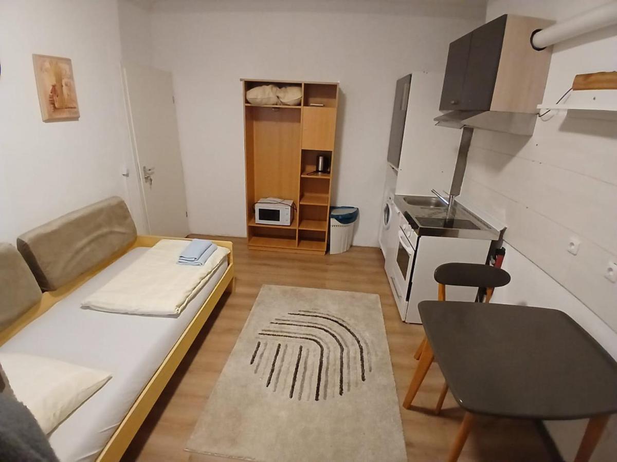 Apartment mit Gartenblick - Bed and Breakfast Weiden