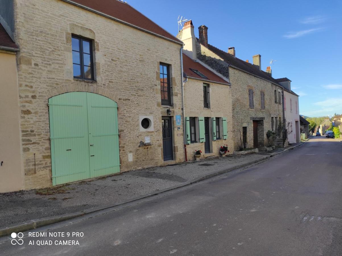 La croix d'asquins - Ferienwohnung Asquins