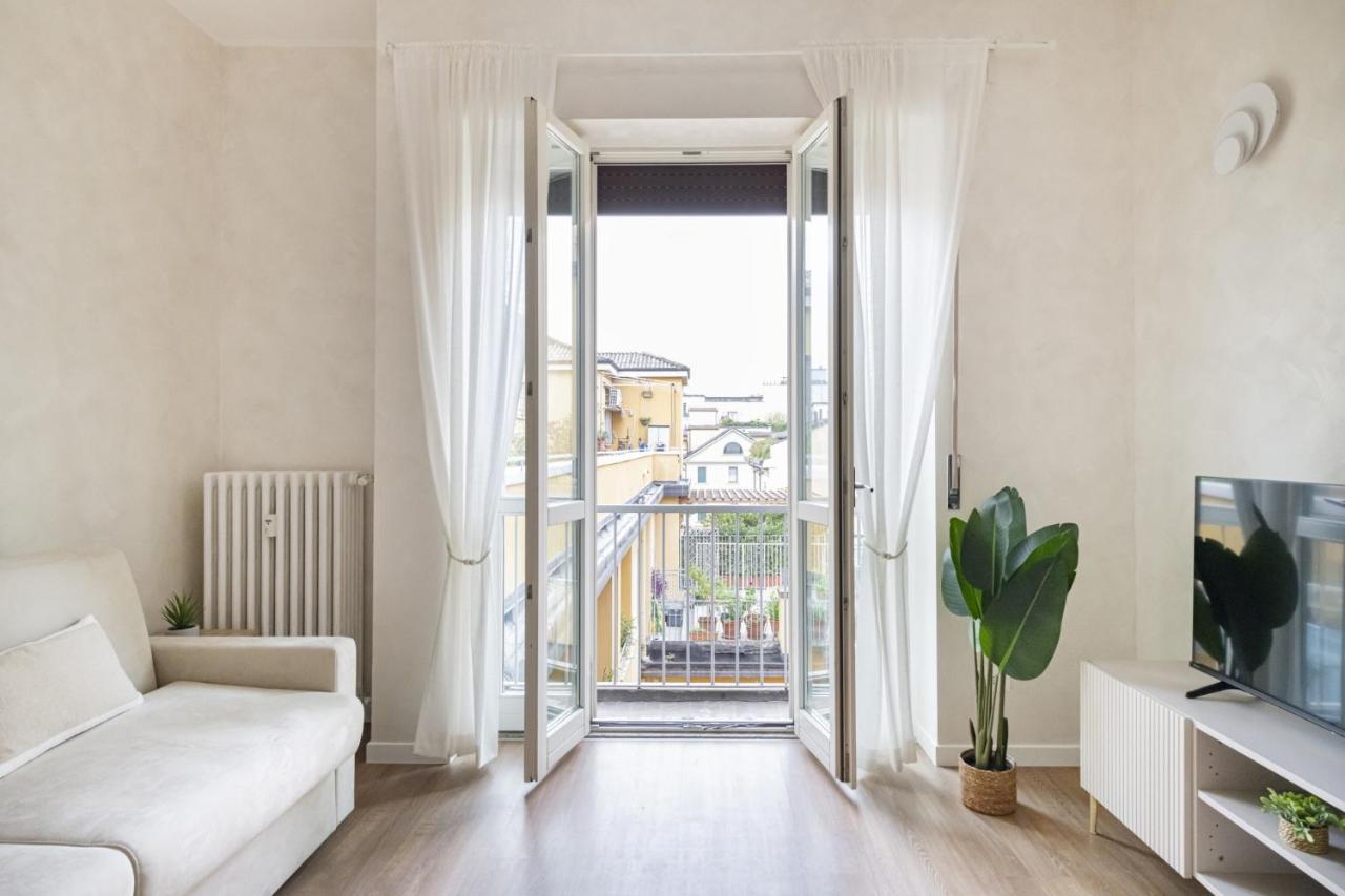 Milano - Corso Porta Nuova 46 P4 - Porta Nuova - B&B Milano