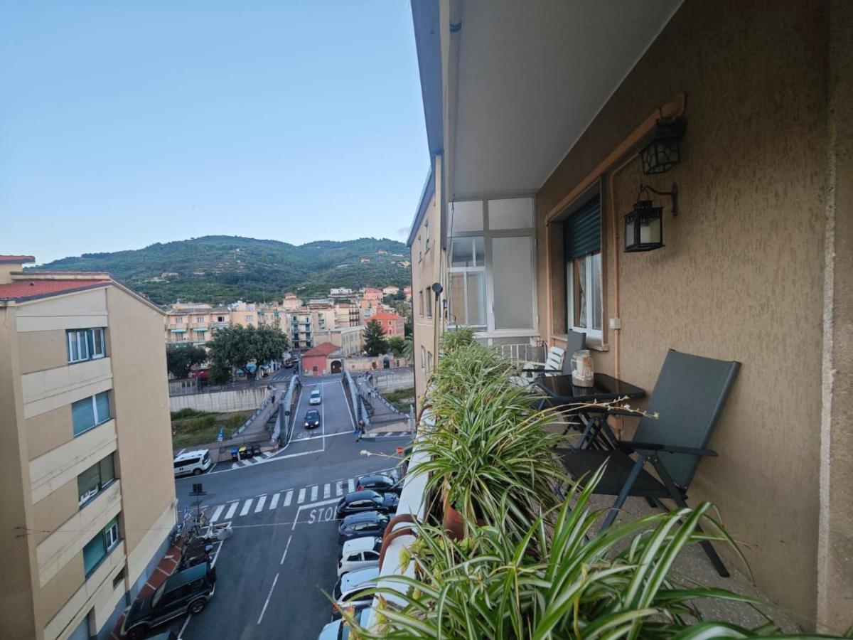 Hostdomus - Mirò Apartment - B&B Finale Ligure