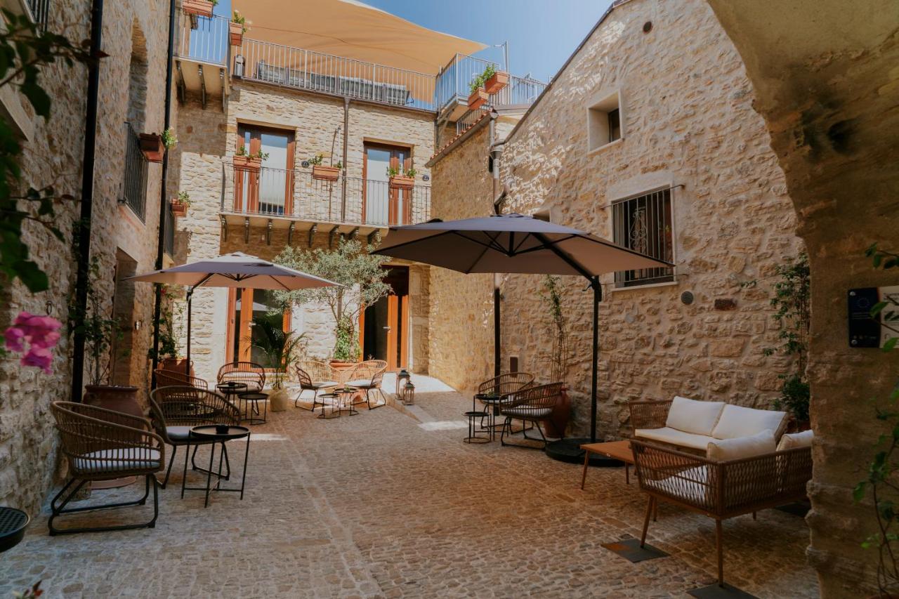 BAGLIO TRAMONTANA - B&B Gangi