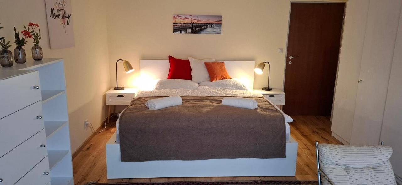 Seenähe - Haus mit Garten - B&B Klagenfurt