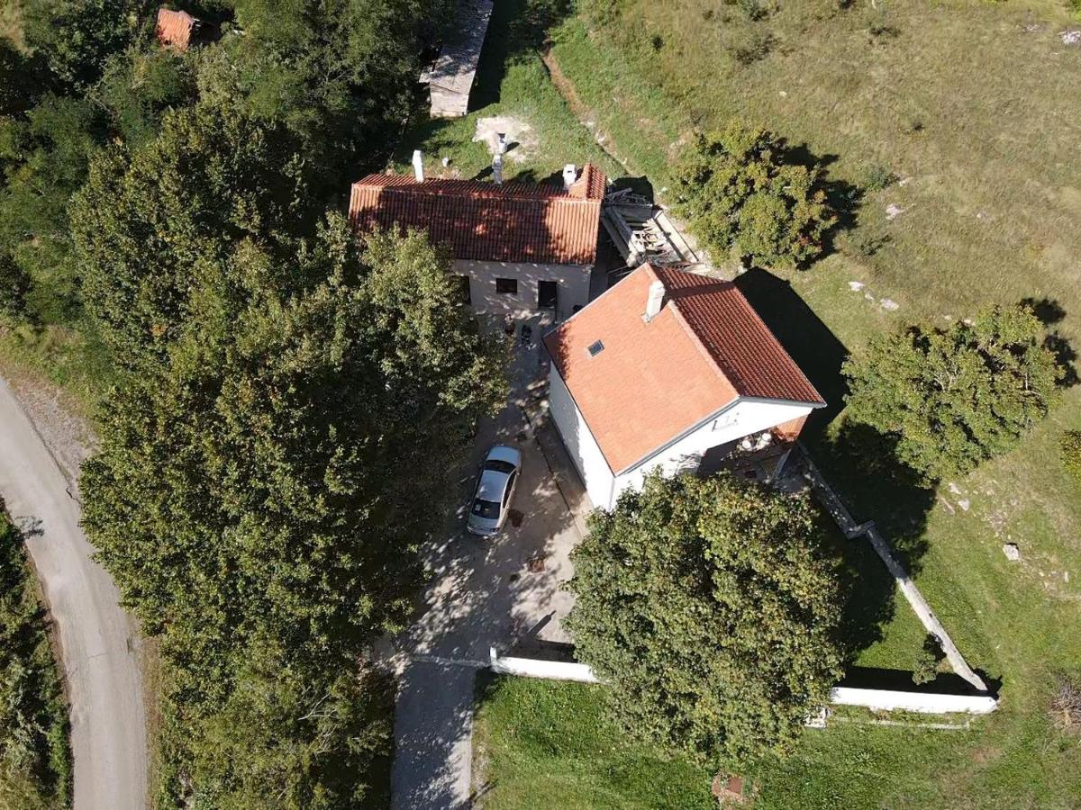 Lika Bearadise - Ferienwohnung Štikada