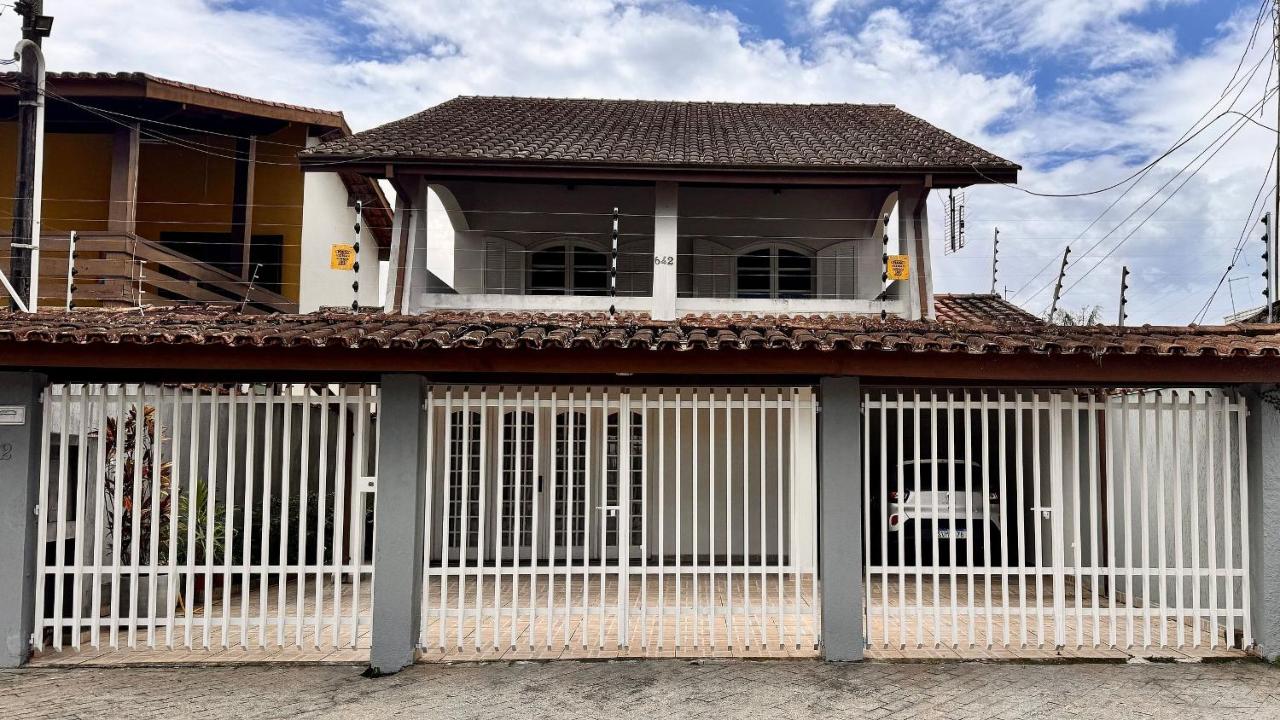 Suítes Aqui é Seu Lugar Itaguá - Ferienwohnung Ubatuba