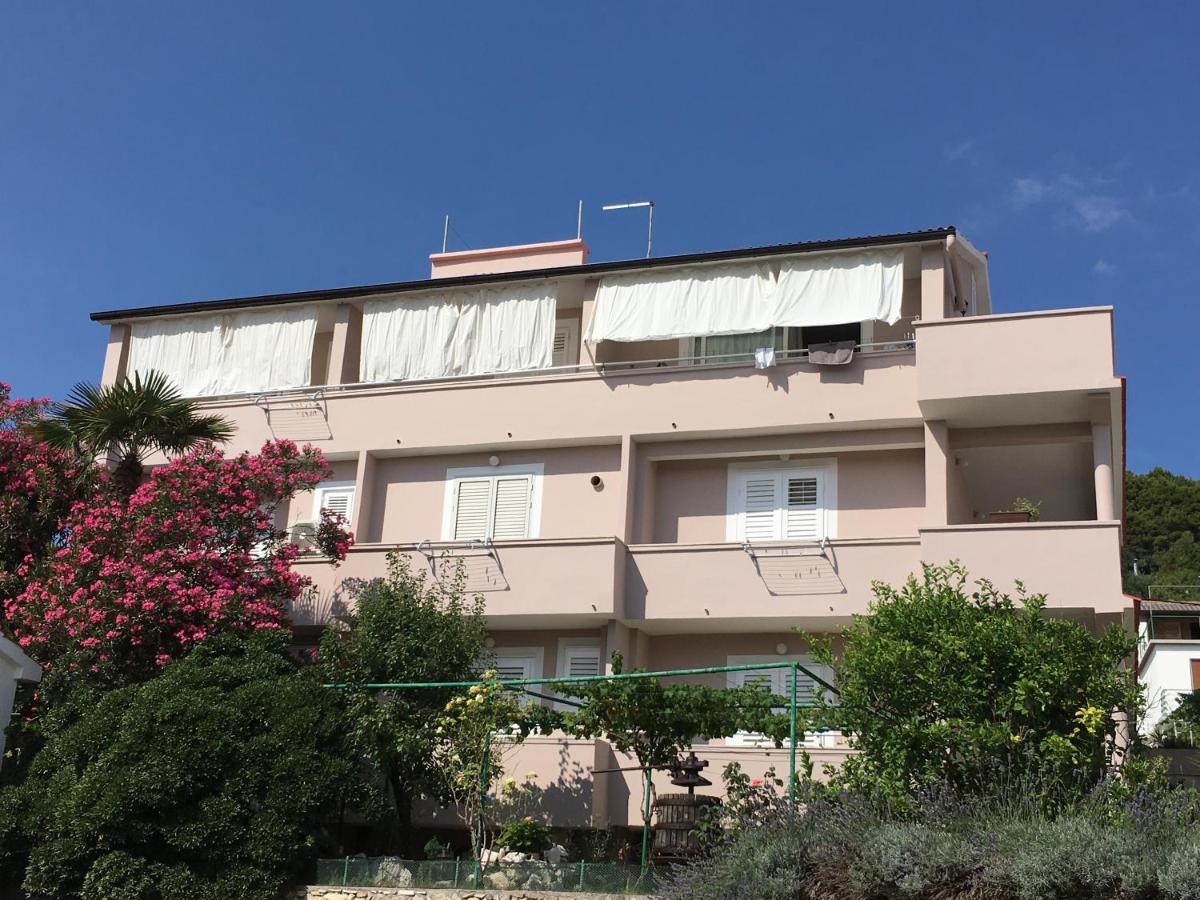 Apartmani Zorica - B&B Rab