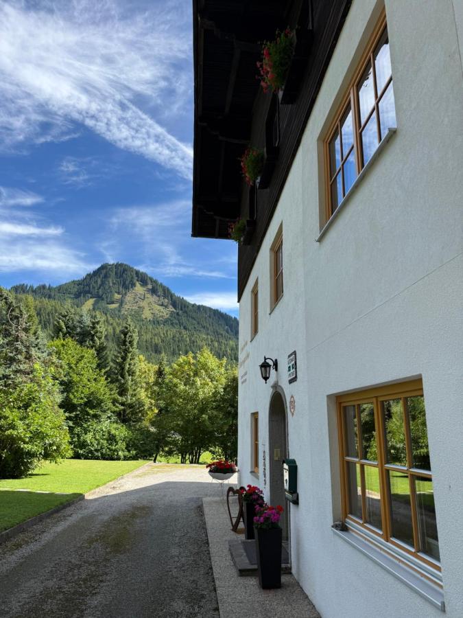 Landhaus Bergfreude - B&B Berwang