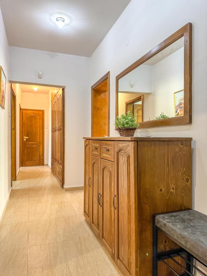 Two-Bedroom Central and Cosy Apartment - B&B Filippopoli