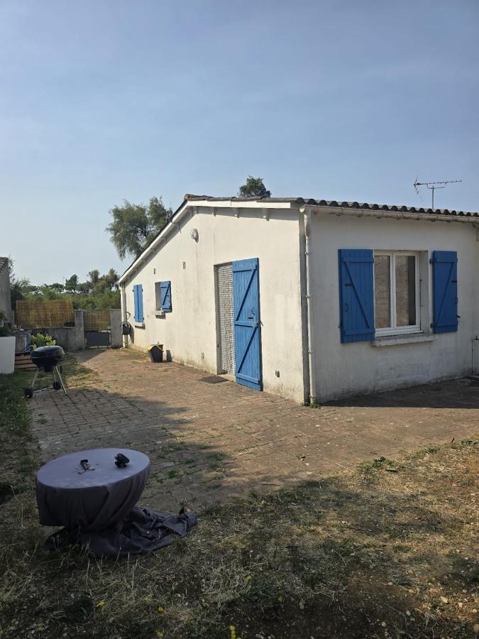 Maisonnette près de la plage - B&B Aytré