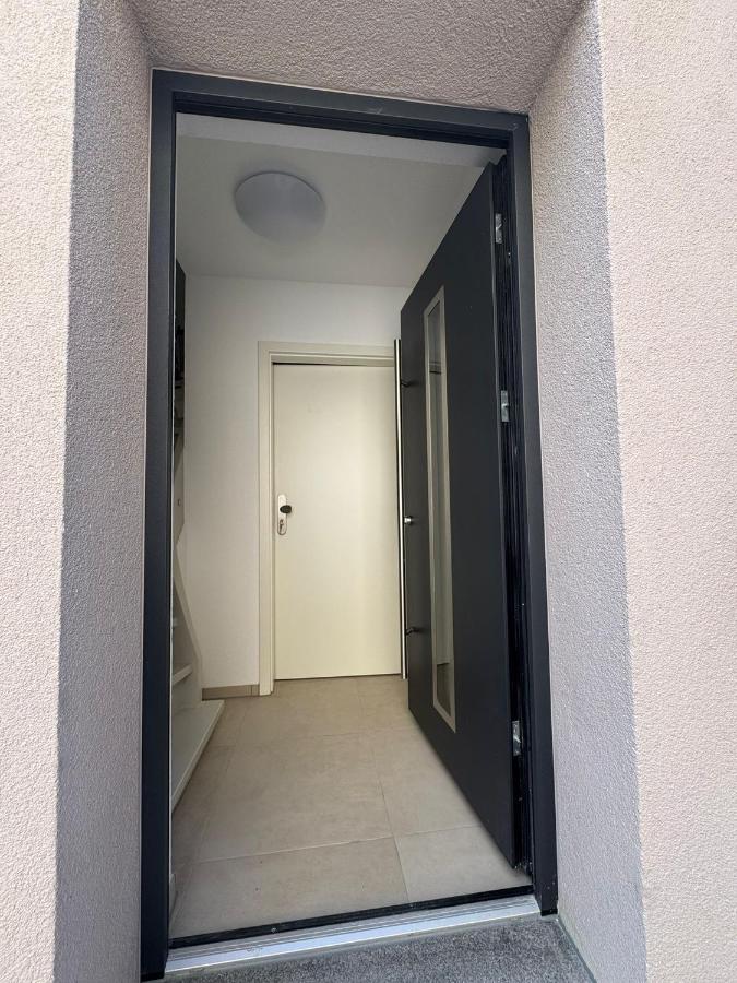 Neues Zentrumnahes Apartment 3 - B&B Ehingen