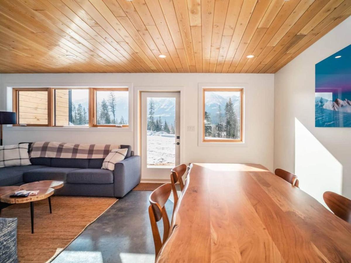 Pur Lodging Mountain Cabin 1 - Private Hot Tub - Ferienwohnung Golden