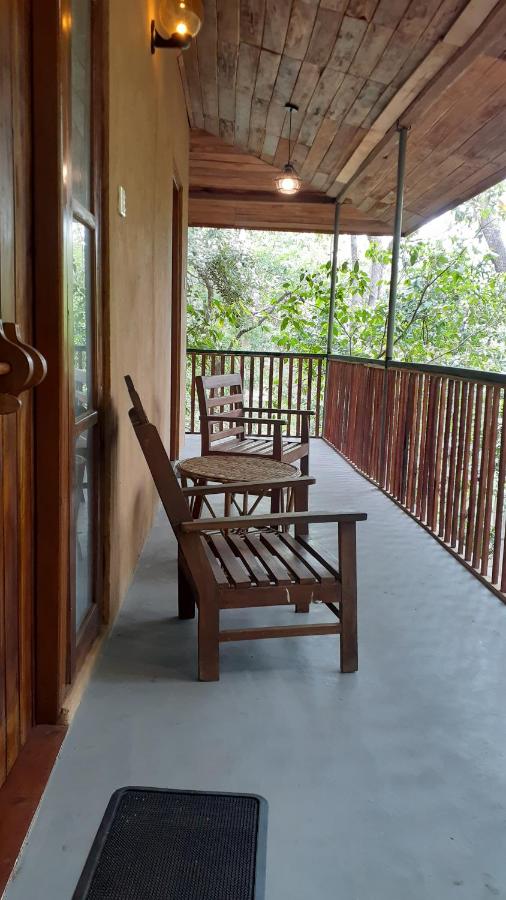 Peek & Pick Garden resort - Chambres d'hôtes Habarana