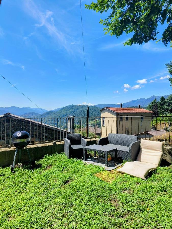 Romantic Court Apartment Sonvico