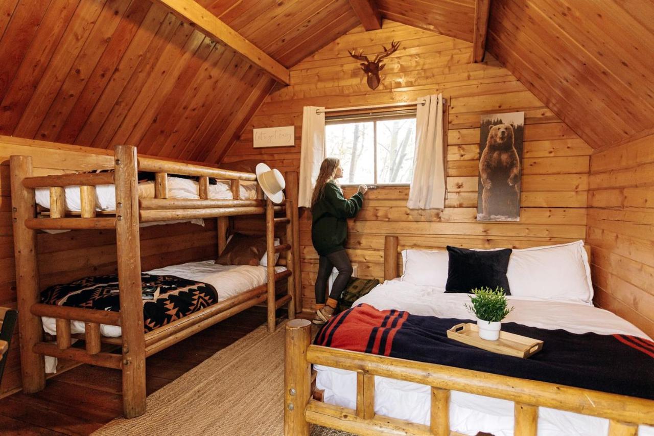 Colorado Glamping Adventures in Golden Gate Canyon Park, in this Cute Cabin Rental - Chambres d'hôtes Black Hawk