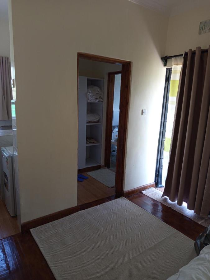 Queen Room with Garden View
