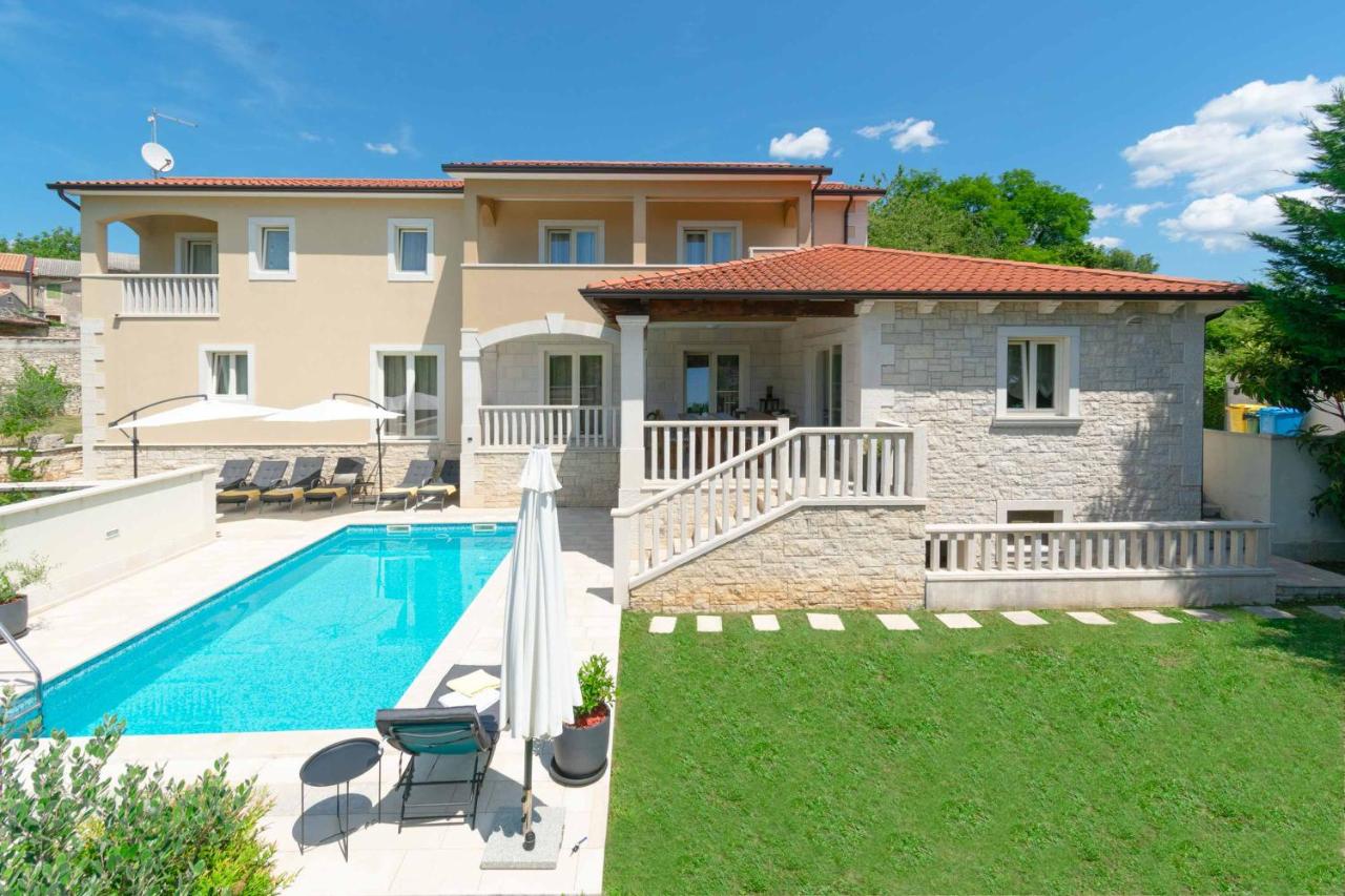 Villa Coridigo - Unique High Position, Panorama Nature View, Cozy Dining Terrace, Fenced Property - B&B Kringa