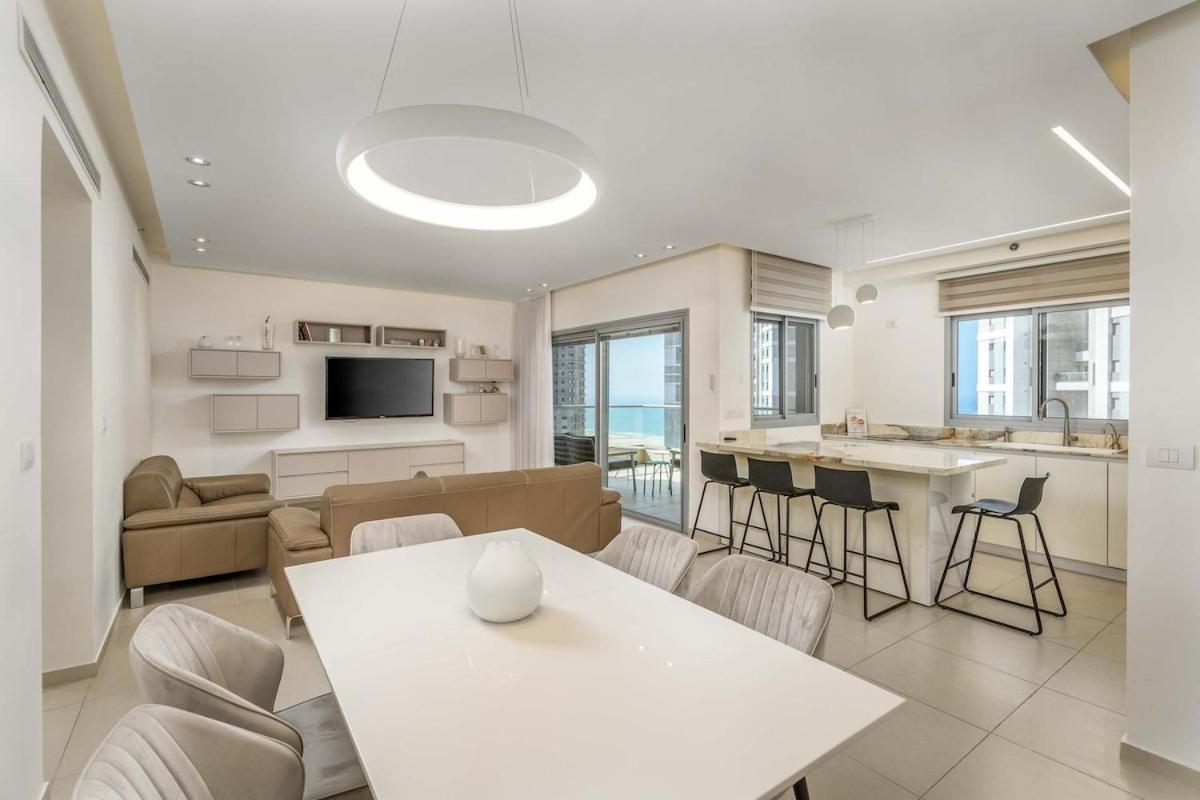 Appartement avec vue sur mer à 2 pas de la plage - B&B Netanya