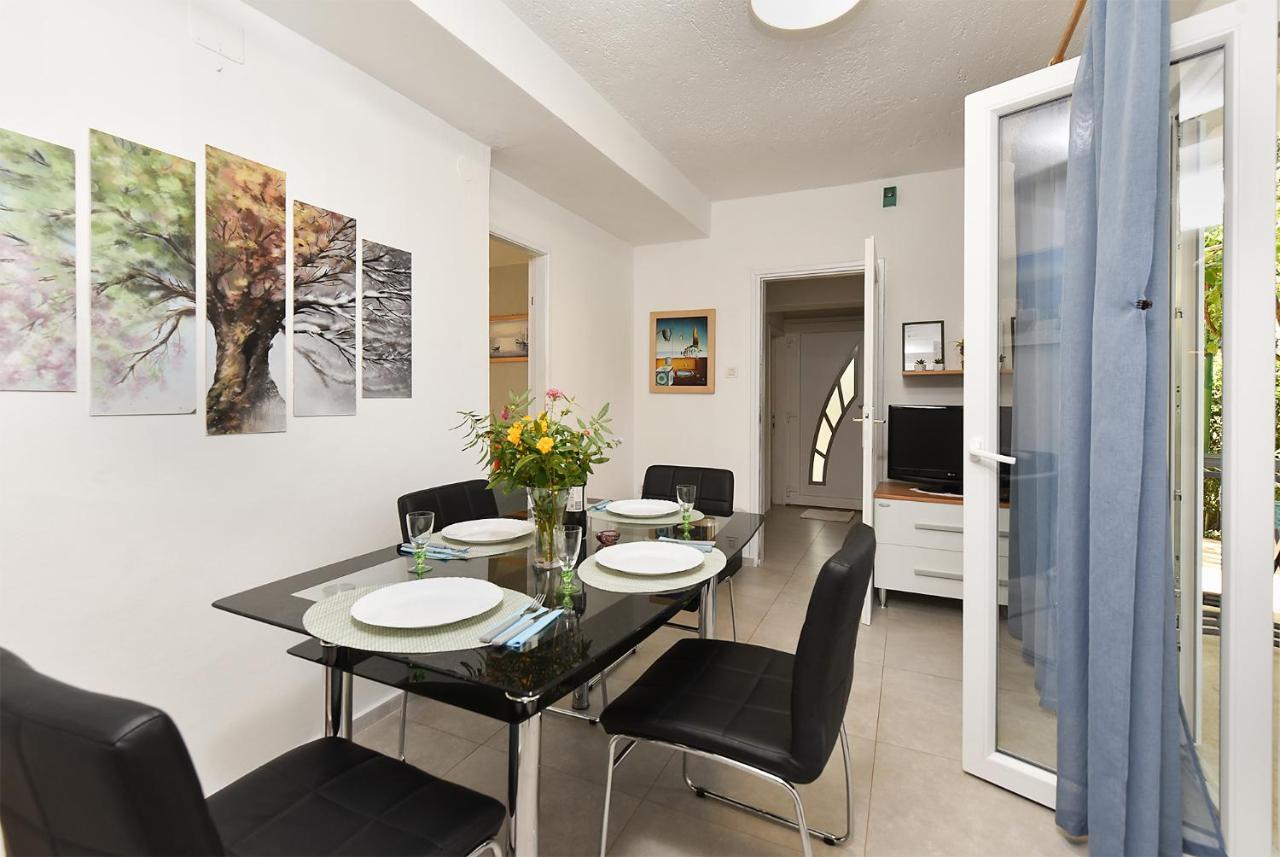 Apartment mit 2 Schlafzimmern