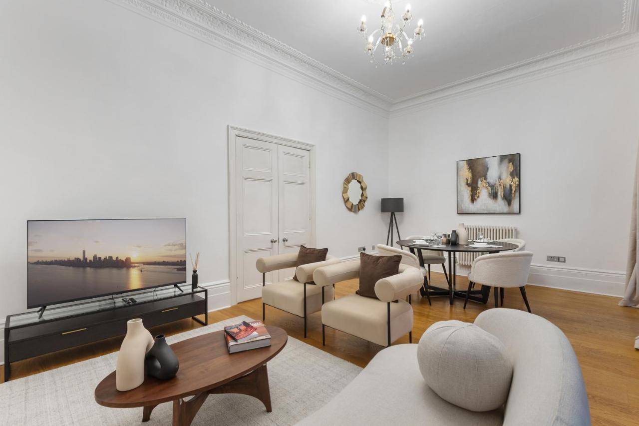 The Rosewood Retreat - The Duke Collection - B&B London