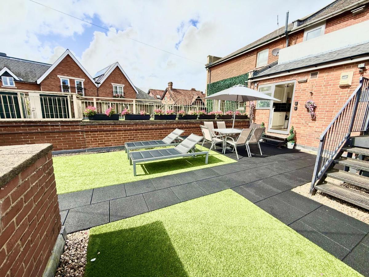 Roof Garden @ No.60 High Street - B&B Lyndhurst