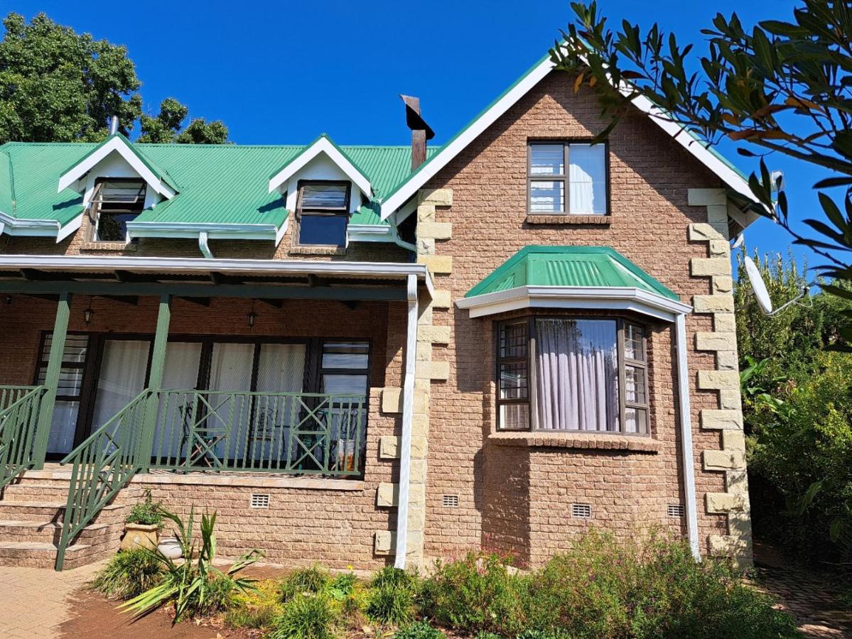 Clarens Mountain Sage Holiday House - B&B Clarens