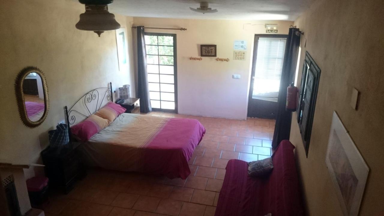 Habitación Familiar con baño privado (5 adultos)