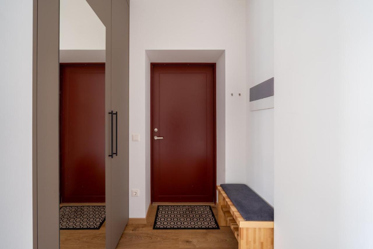 Families & Groups - 2 Bedrooms - 6 Guests - Bed and Breakfast Riga