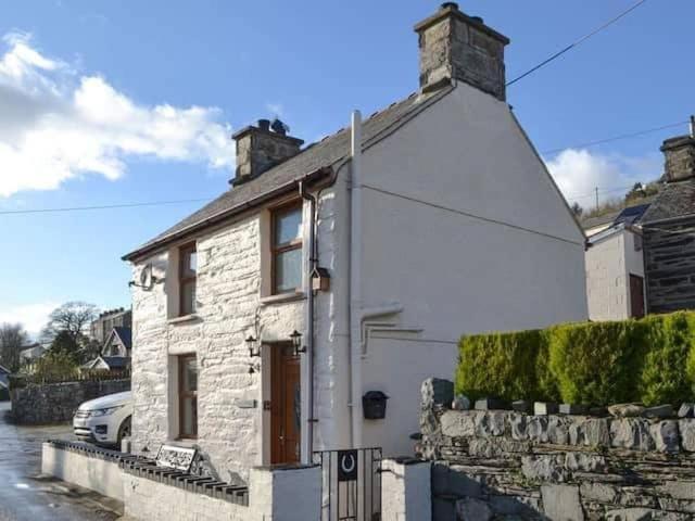 Arddwyn - Cosy Welsh cottage - B&B Penrhyndeudraeth