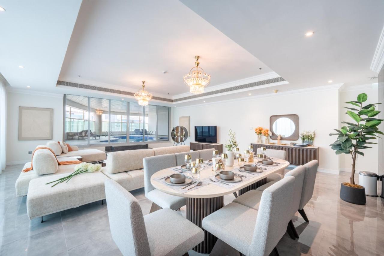 Marina Luxury 5 Bedroom & Private Pool - Chambres d'hôtes Dubaï