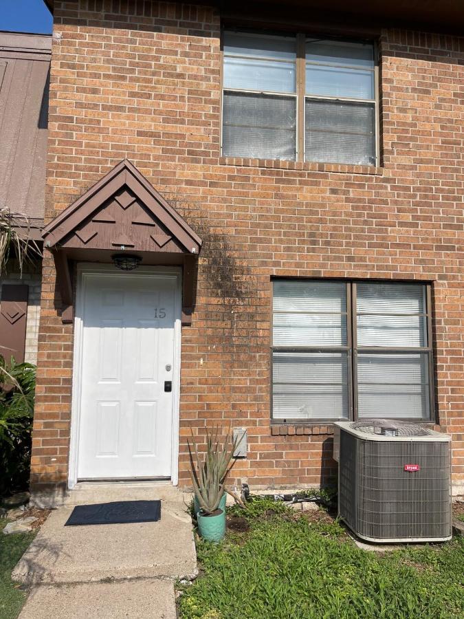 Racas tiny place - B&B Pharr