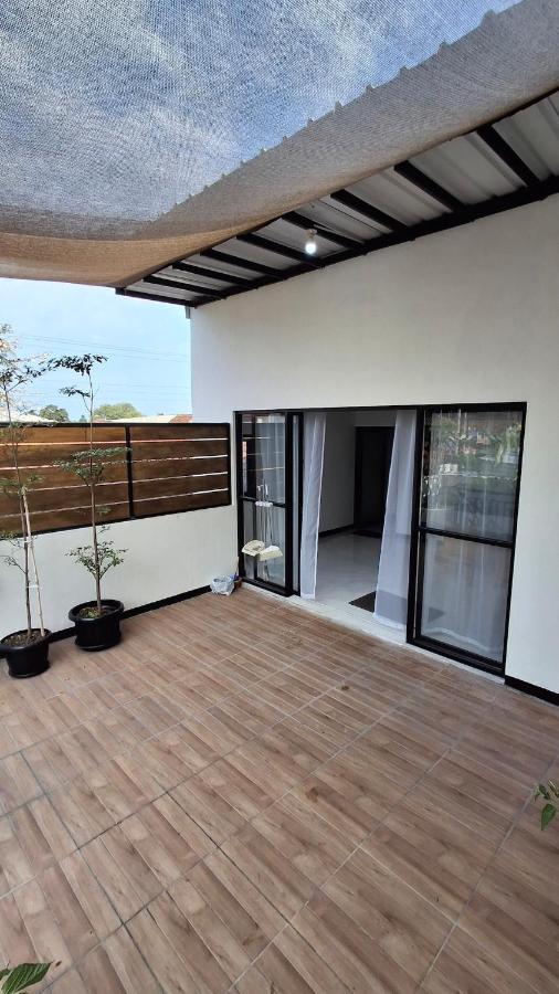 Mindy Homestay - B&B Ngemplak