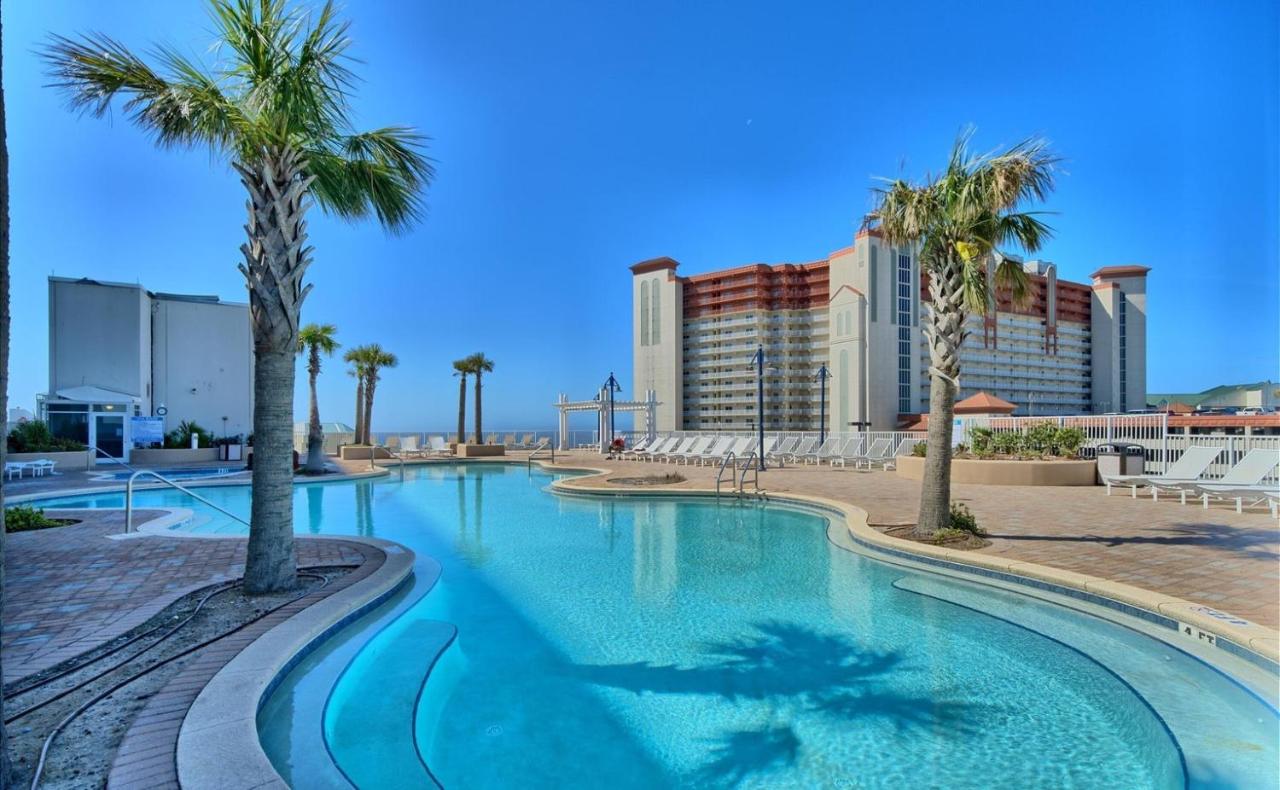 3BR, Sleeps 10, Lake Views & Steps to Beach | Laketown Wharf 1134 - Bed and Breakfast Panama City Beach