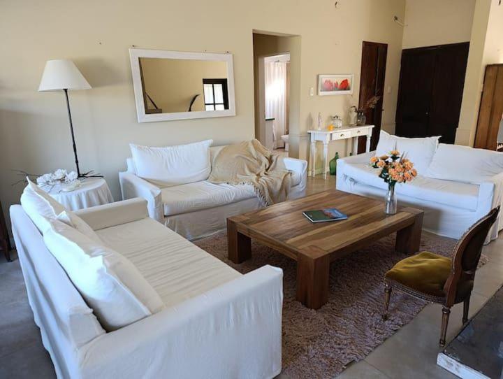 Posada El Descanso - B&B Mercedes