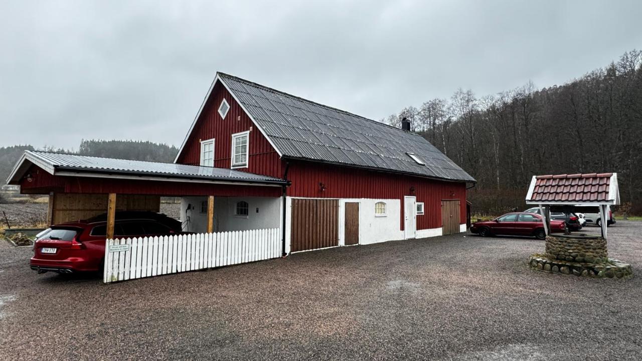 Viskadalens Gårdshus - B&B Veddige