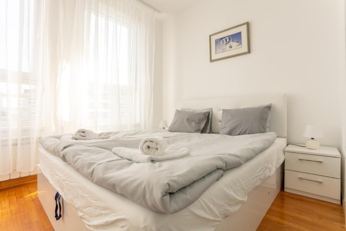 DC Belgrade, modern, super comfy, garage parking - Ferienwohnung Belgrad