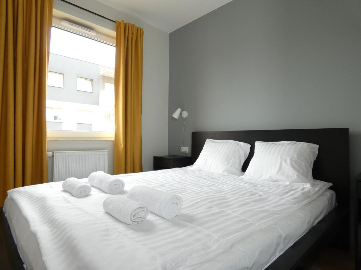 One-Bedroom Apartment with Balcony