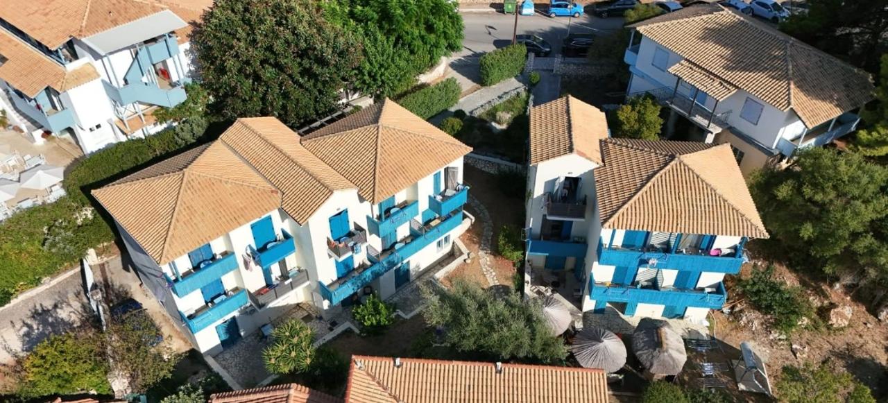 IRIS STUDIOS - B&B Ágios Nikítas