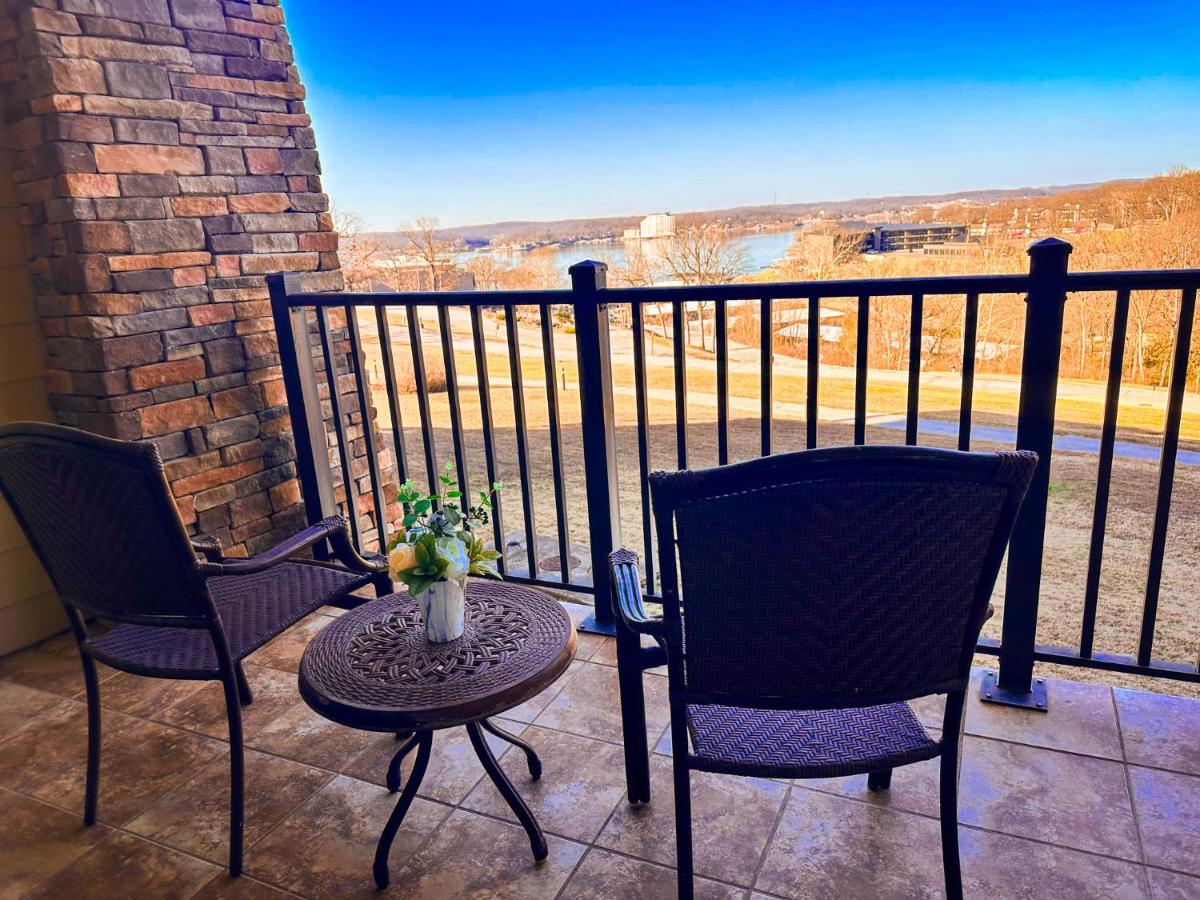 Fairway To Heaven At Four Season 2bed2bath Condo - B&B Lake Ozark