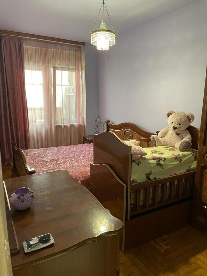 Comfortable 2-bedroom apartment with free parking - B&B Yerevan