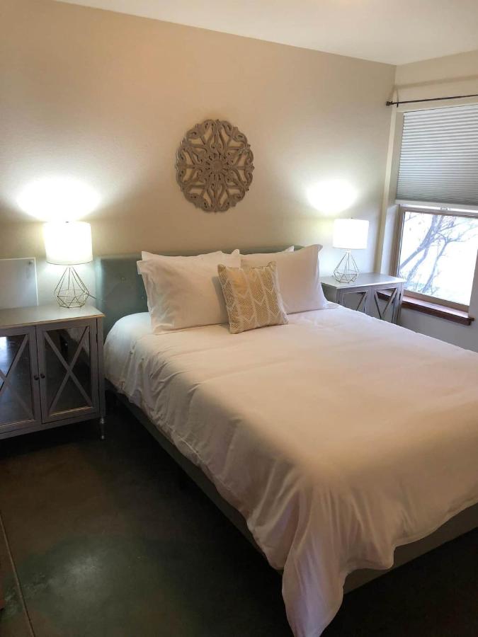 Trail Street Condo Downstairs - B&B Missoula