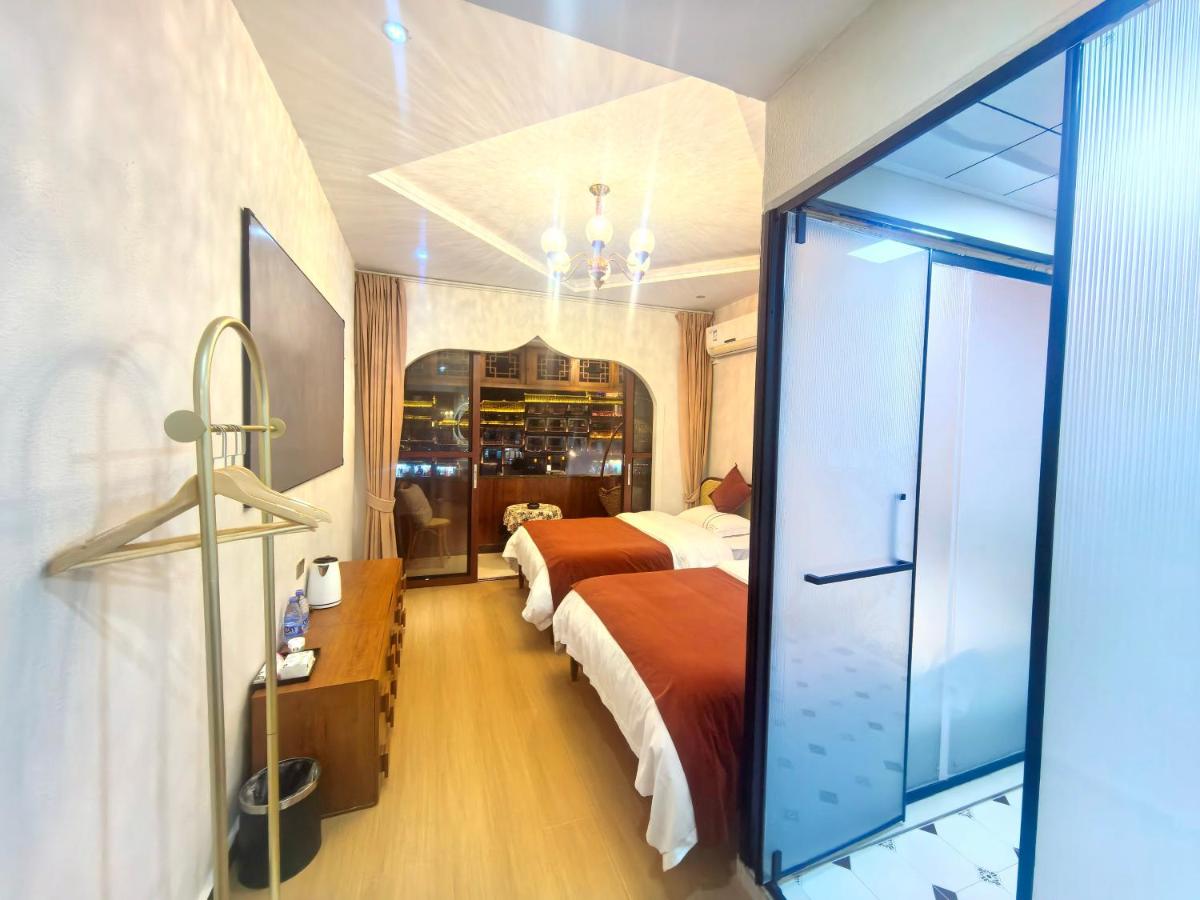 Camera Deluxe Matrimoniale/Doppia con Letti Singoli con Vista Fiume