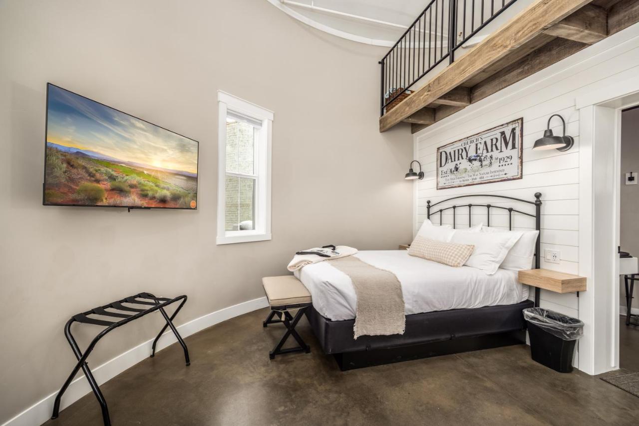 Silo Suite 1- Near Zion National Park and Hot Springs - Chambres d’hôtes LaVerkin
