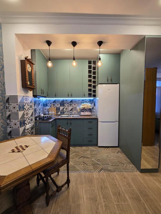 Tamaras appartment in the city centre - B&B Kutaisi