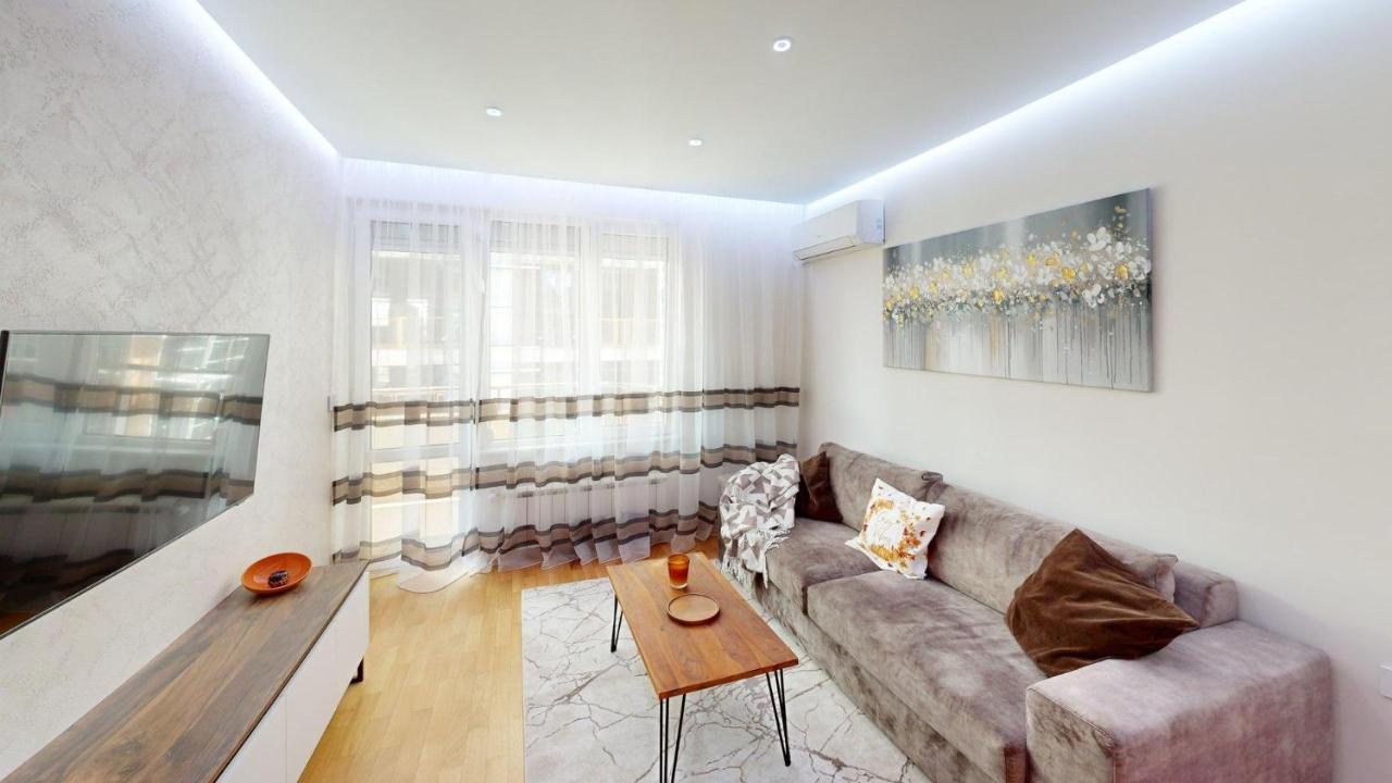 Cozy Central 1BDR Apartment Sofia near Mall Sofia and metro - B&B Sofia