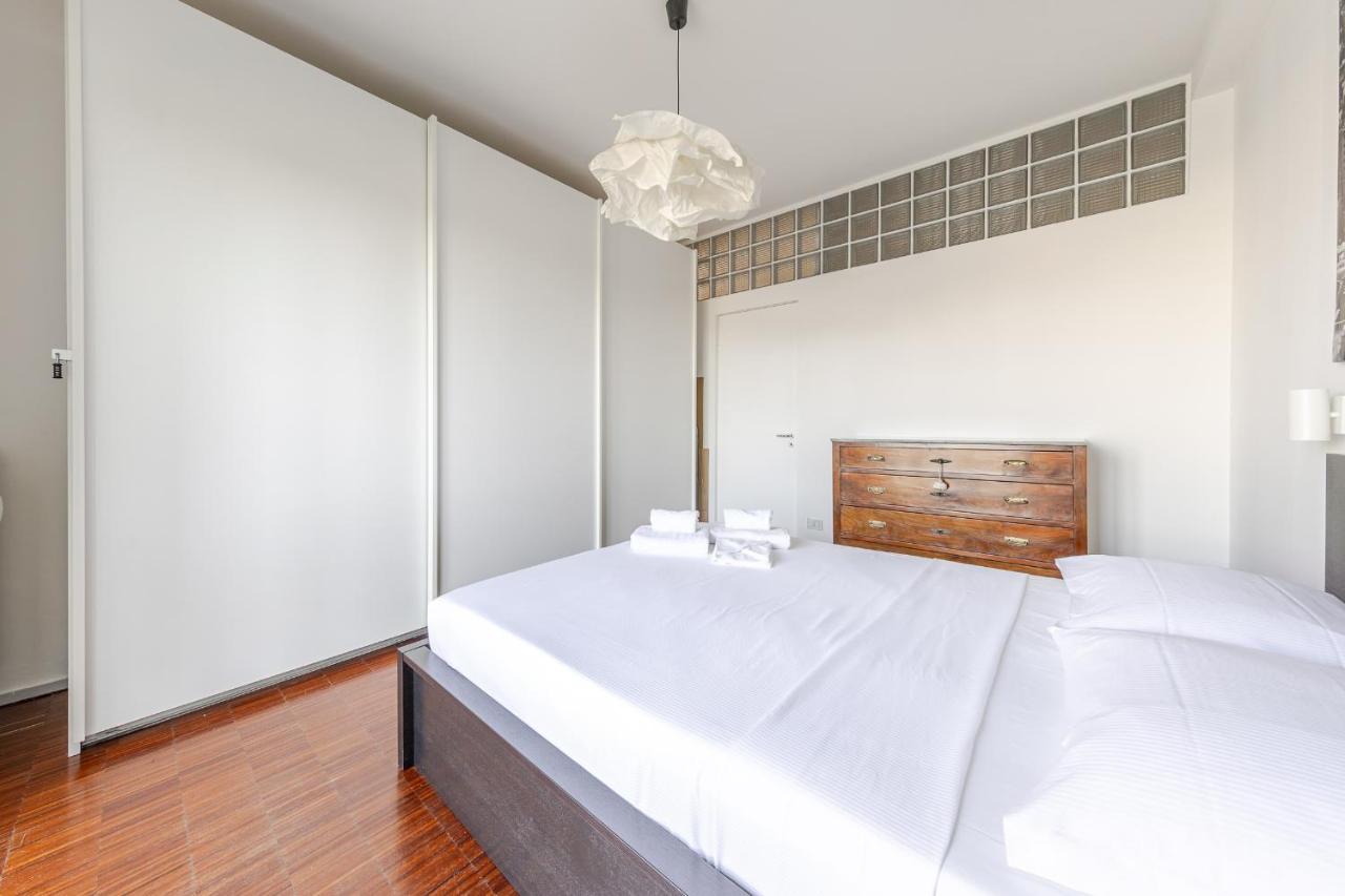 One bedroom apartment in the heart of Milan - Chambres d'hôtes Milan