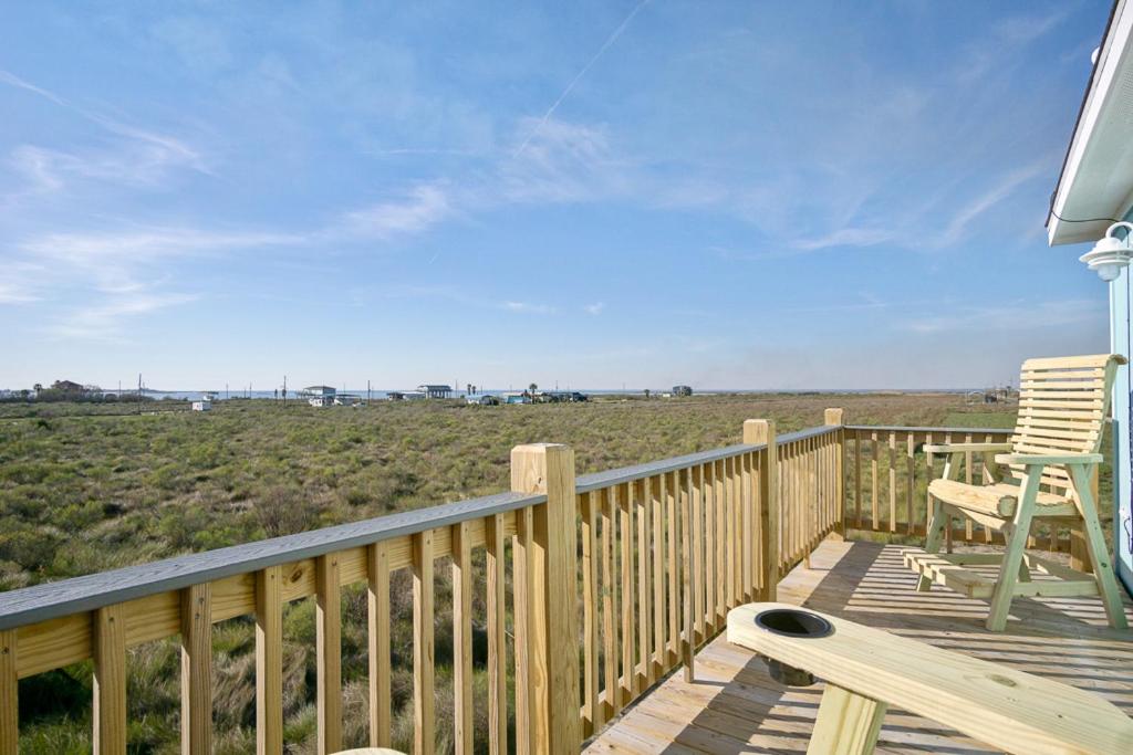 Charming home with fantastic view - B&B Bolivar Peninsula