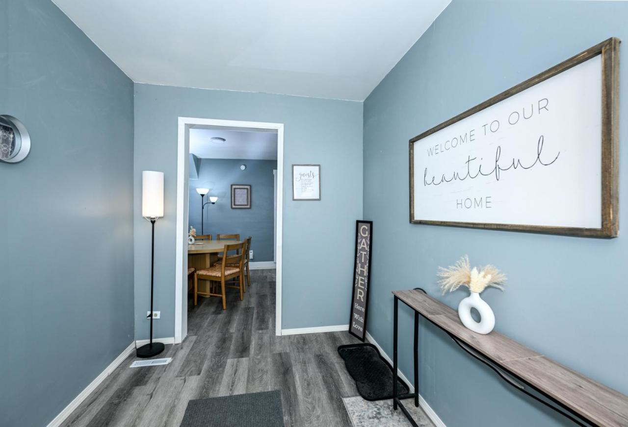 Firestone Park Home - Ferienwohnung Akron